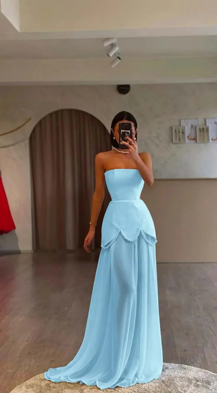 Elegant White Strapless Sleeveless Long Prom Dress With Pleated Beading