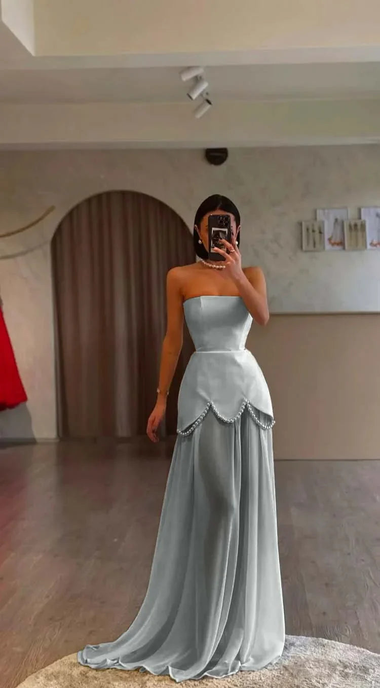 Elegant White Strapless Sleeveless Long Prom Dress With Pleated Beading