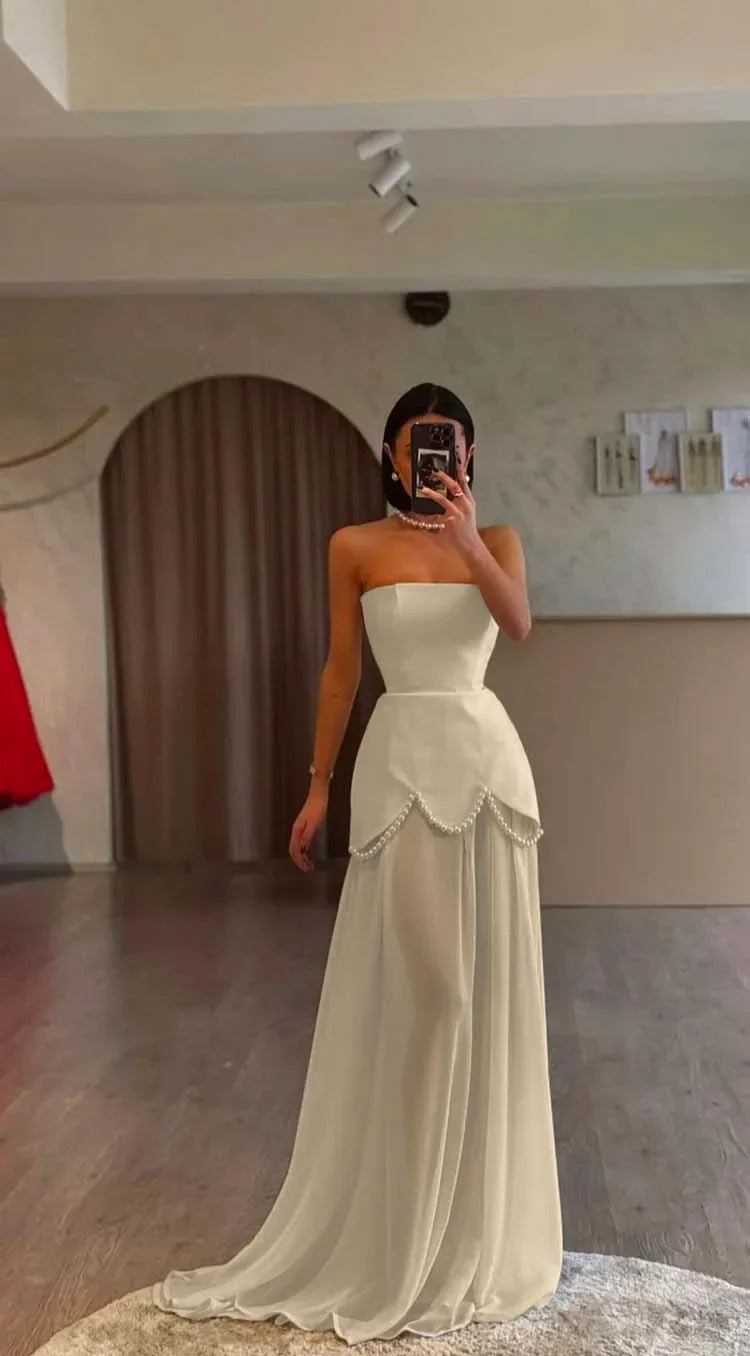 Elegant White Strapless Sleeveless Long Prom Dress With Pleated Beading