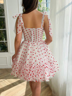 Vestido de fiesta de tul con escote en forma de corazón y corte en A
