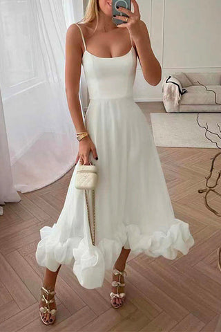 Vestido de fiesta largo de tirantes finos con volantes y cintura alta de Meridress