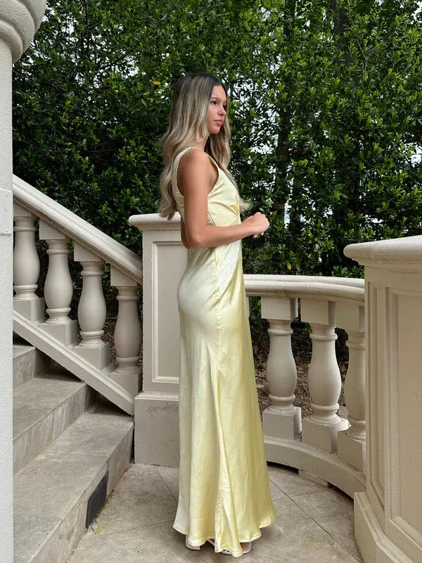 Sexy V-neck Sleeveless Mermaid Satin Evening Prom Dresses