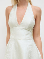 Vestido largo elegante de jacquard con cuello halter, sin mangas y estampado floral con cordones