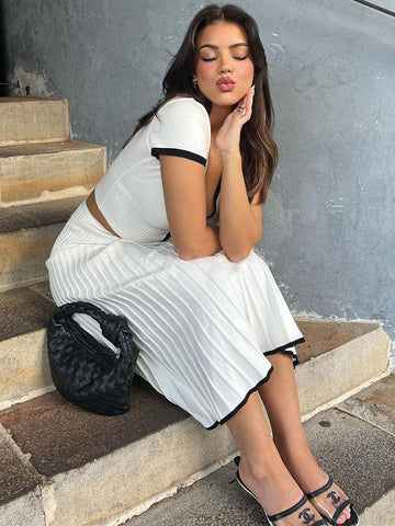 TARUXY Conjuntos de falda de punto con volantes para mujer, tops cortos de verano con cuello en V profundo, conjuntos de vestidos elegantes para vacaciones, conjuntos de 2 piezas para mujer, nuevos 