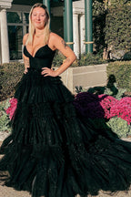 Vestido de fiesta largo rosa con tirantes finos y corte en A y abertura