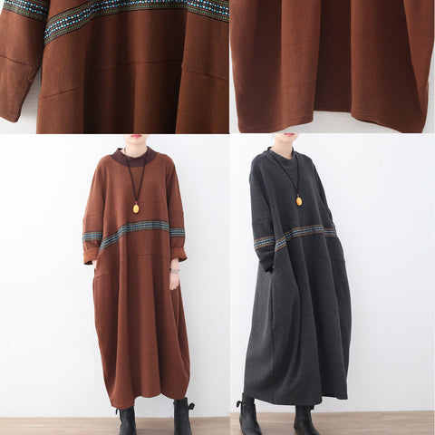 Boutique braunes Pulloverkleid Herbstmode Patchwork Pullover feines High Neck Winterkleid 