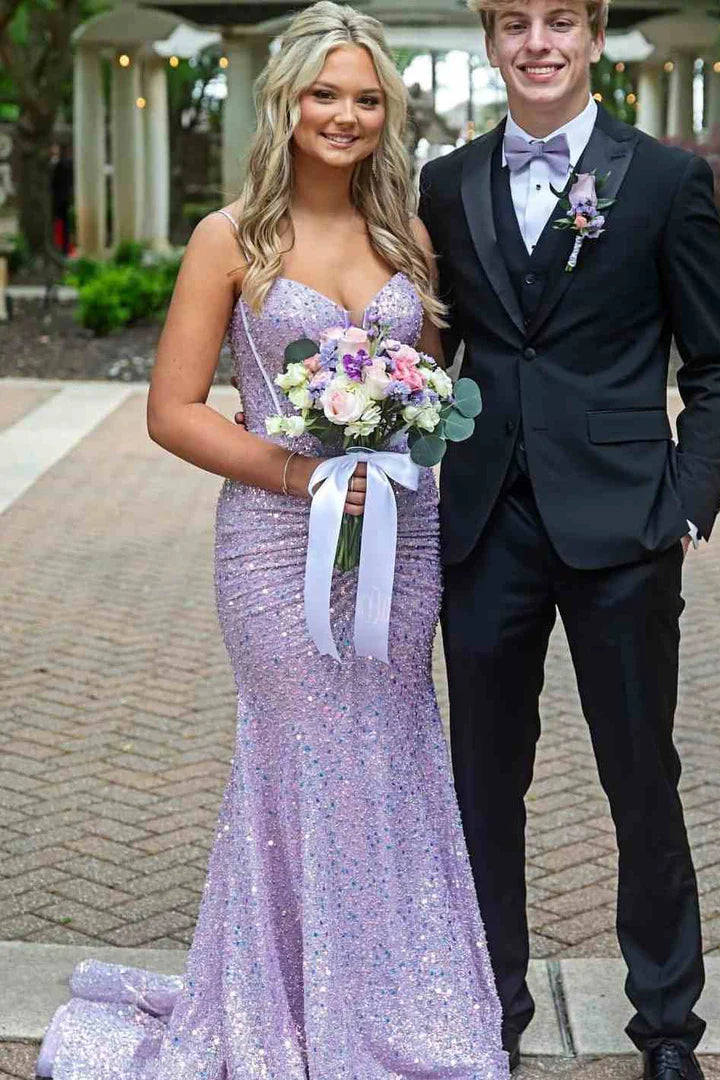 Elegant Lilac Spaghetti Straps V-Neck Sequined Pleats Mermaid Prom Dress