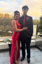 Elegantes rückenfreies langes Kleid mit Schalkragen und Schal