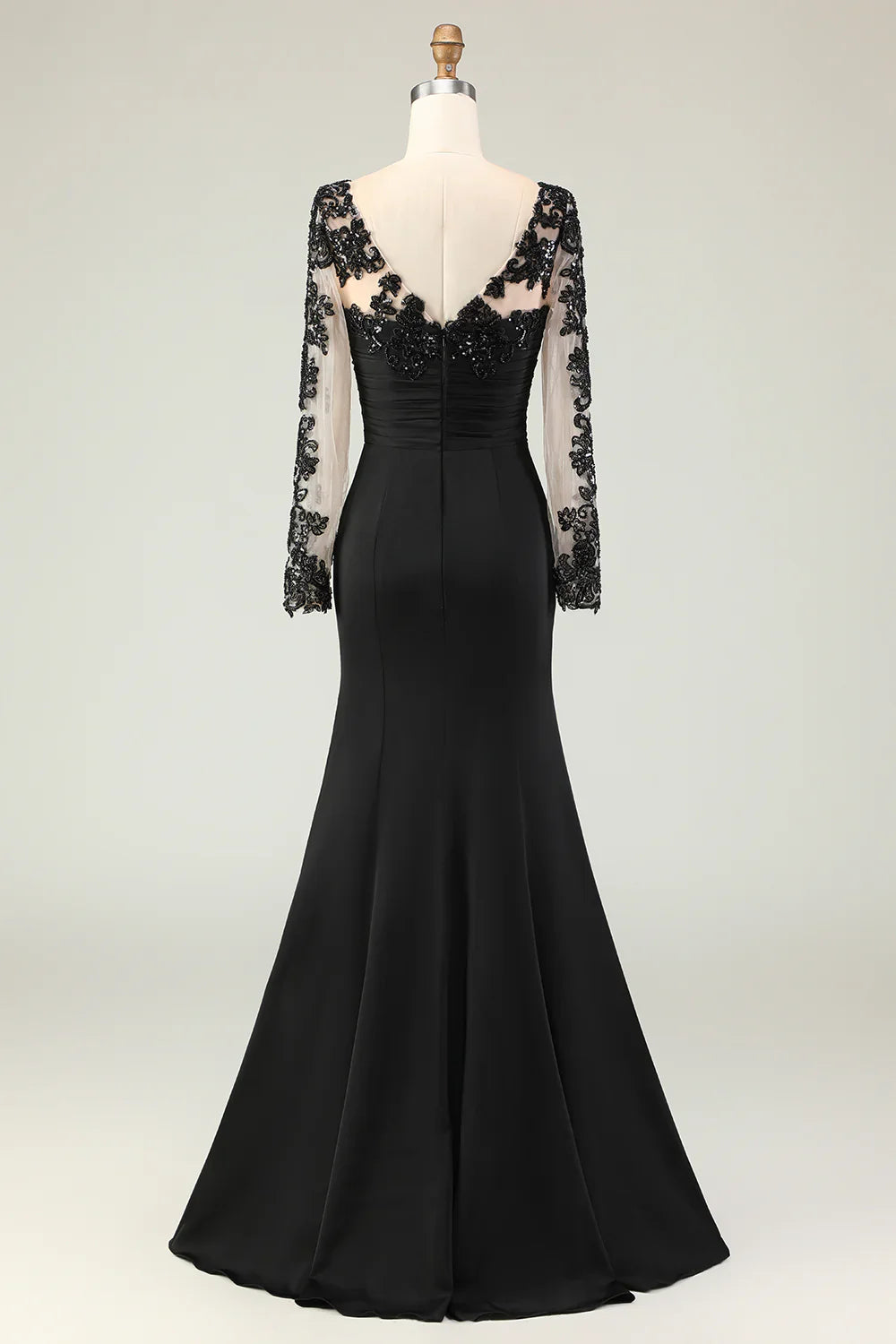 Mermaid V-Neck Long Prom Dress with Lace Appliques