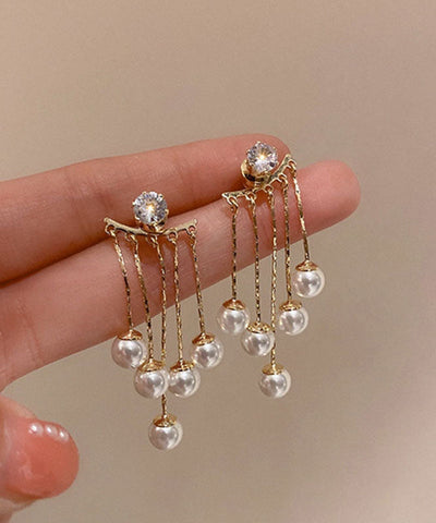 Pendientes colgantes con borlas de perlas de aleación de cobre y oro Vogue 