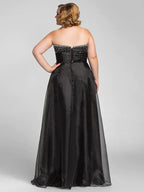 Elegante vestido de noche acampanado sin mangas con escote corazón de organza plisado con cuentas