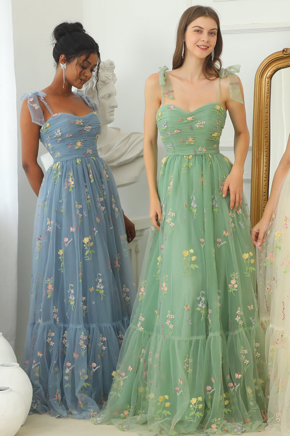 Langes Champagner-besticktes Ballkleid in Übergröße