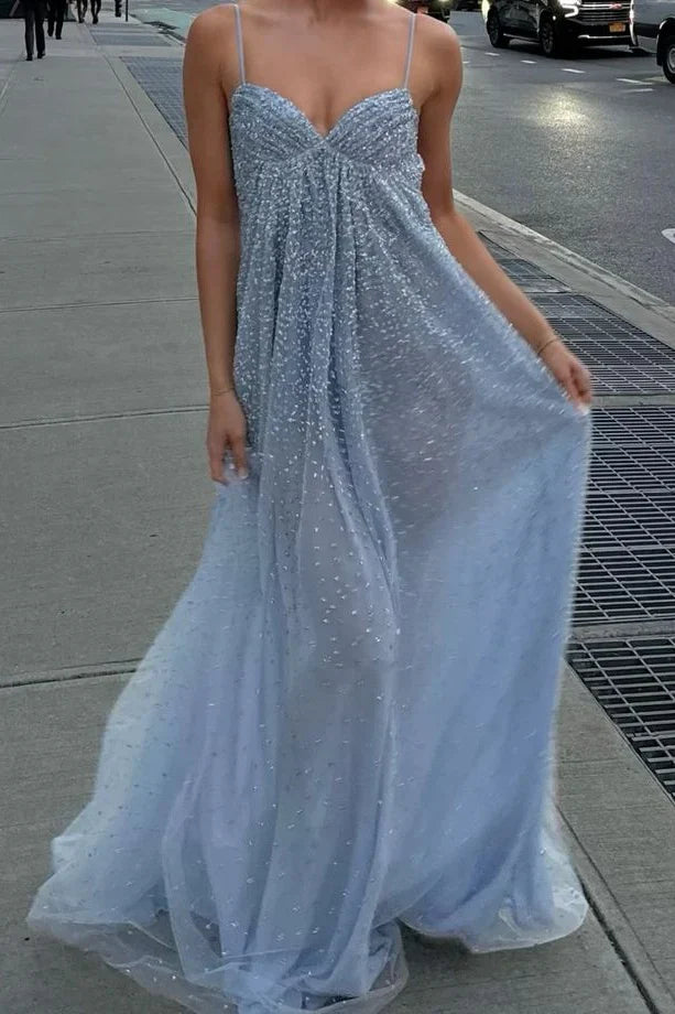 Bezauberndes staubgraues A-Linien-Abendkleid mit Spaghettiträgern und Pailletten