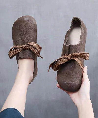 Zapatos planos de piel de vacuno color café retro hechos a mano 
