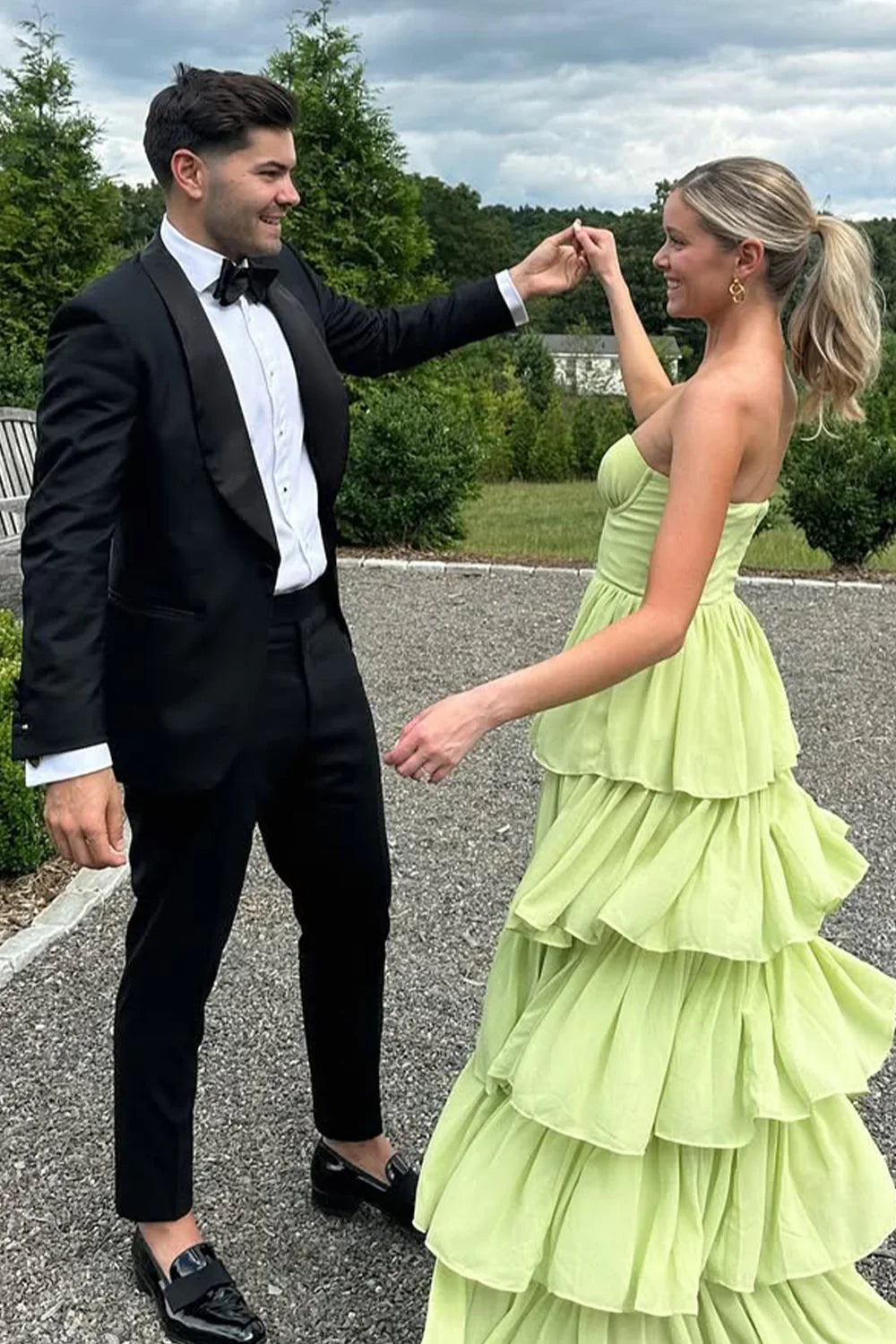 Ein linie Herzförmiger Ausschnitt Langes Partykleid mit Rüschen