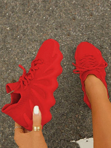 Atmungsaktive Sneakers aus Strick mit Schnürung 