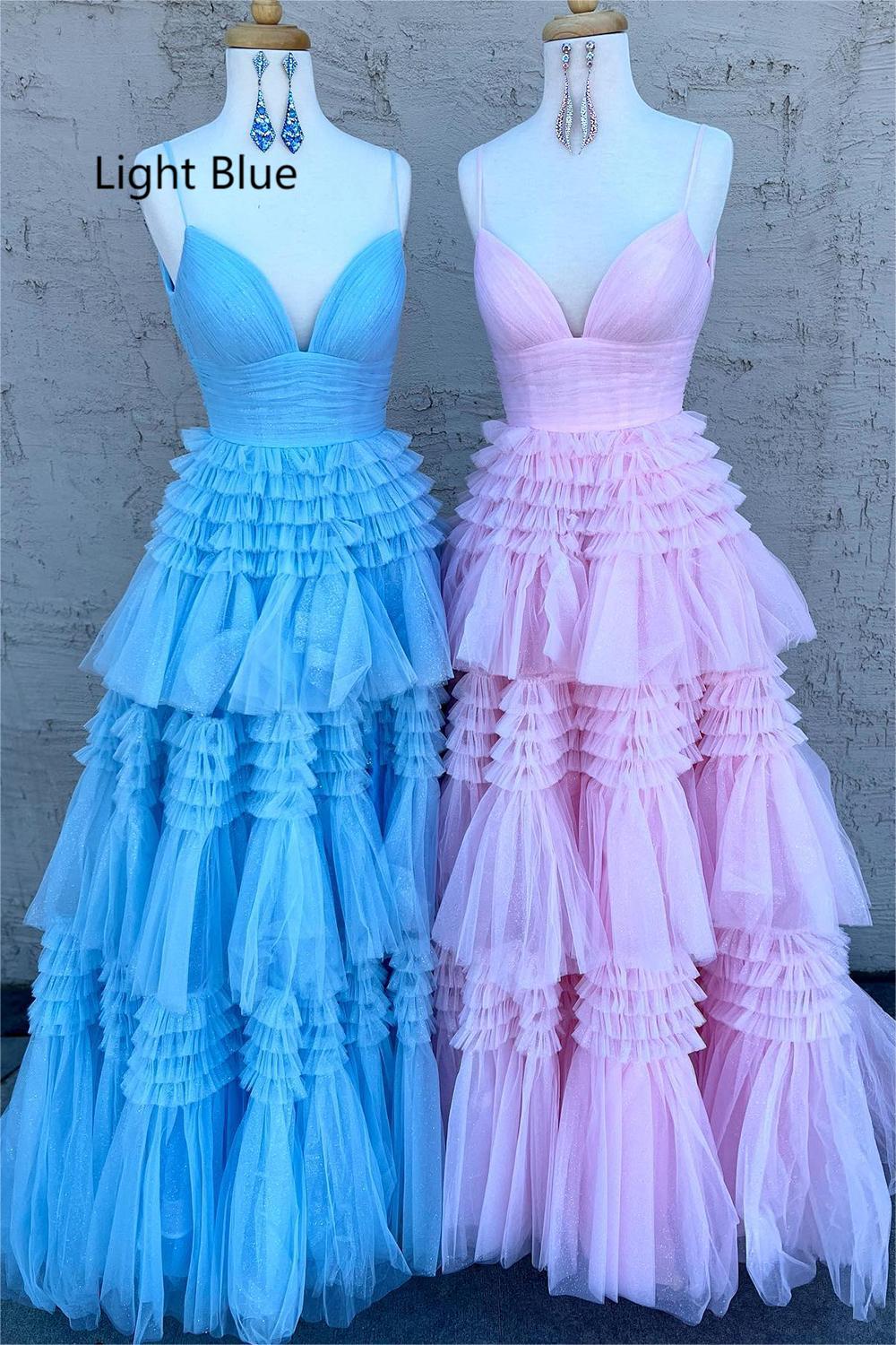Langes, pinkfarbenes A-Linien-Abendkleid mit Spaghettiträgern und Schlitz