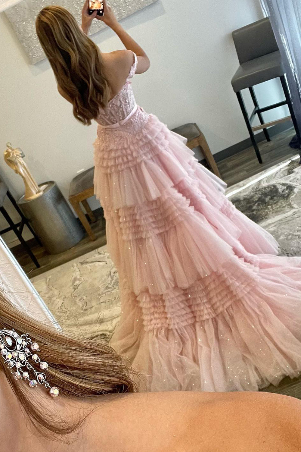 Prinzessinnen-Abendkleid in A-Linie, schulterfrei, elfenbeinfarben, lang, mit Rüschen