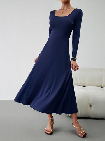 Vestidos midi de corte A, cintura alta, color liso, cintura anudada y cuello en U 