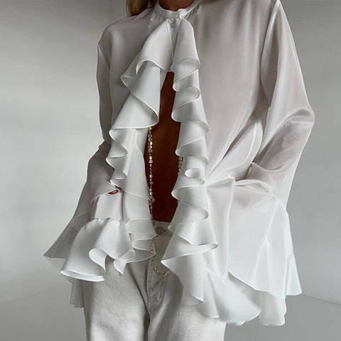Bluse aus transparentem Chiffon mit Rundhalsausschnitt, Glockenärmeln und Wasserfall-Rüschen 