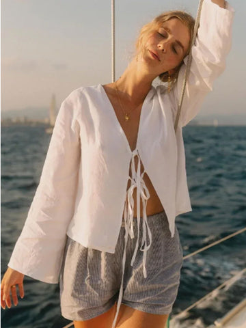 Elegante rückenfreie Damenbluse mit Puffärmeln und eckigem Kragen 