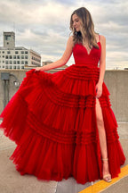 Vestido de fiesta largo rosa con tirantes finos y corte en A y abertura