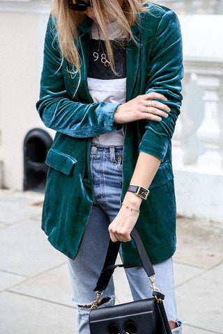 Blazer de terciopelo de estilo urbano llamativo 