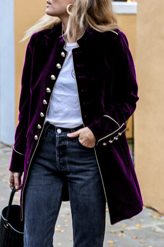 Bohemian Rhapsody – Zweireihiger Mantel mit Klappe aus Samt 