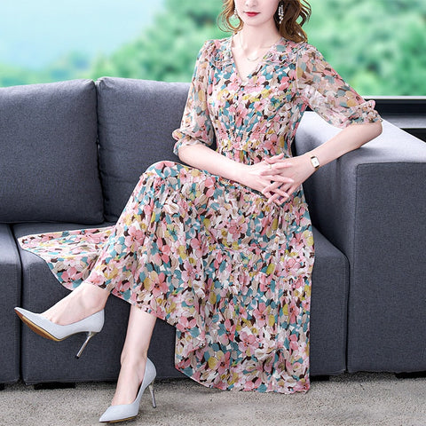 Vestido midi de seda natural con cuello en V y estampado floral de verano 