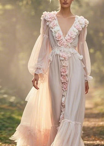 Vestidos de gasa con cuello en V, decorados con flores y patchwork arrugado para primavera 