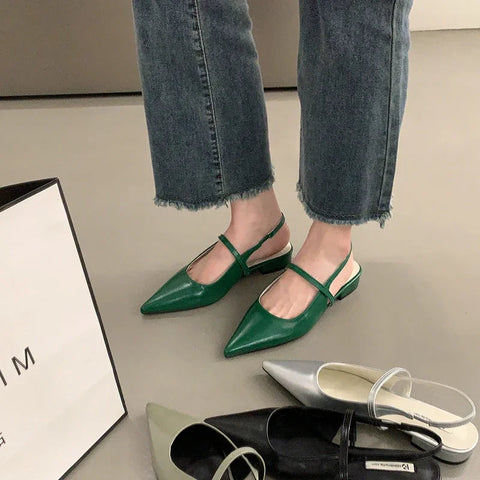 Sandalias de verano con punta puntiaguda para mujer, zapatos planos de tacón bajo a la moda, elegantes zapatos de oficina para exteriores, tipo mulas con tira trasera. 