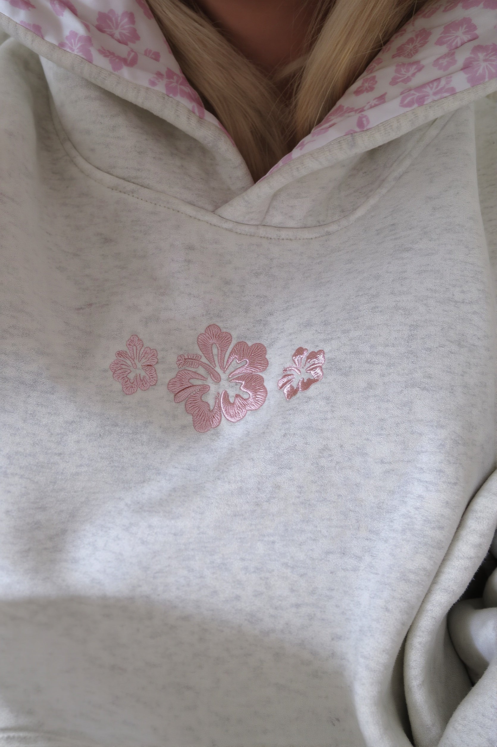 Floral Embroidered Loose Pullover Hoodie