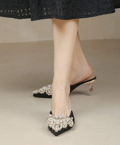 Sandalias elegantes de tacón alto con tiras azules y punta puntiaguda con cuentas 