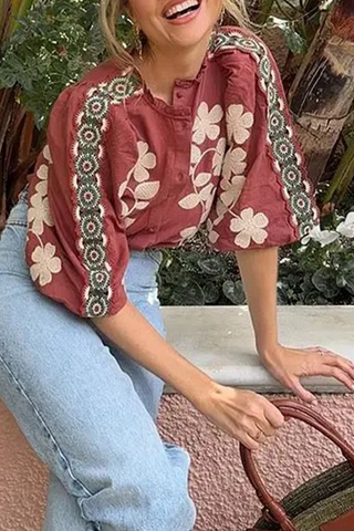 Blusas casuales con cuello redondo y botones con estampado floral 