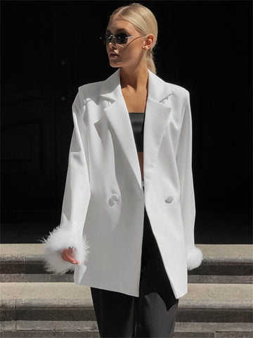 Traje de abrigo de plumas blancas y esponjosas para mujer, moda de otoño 2023, cárdigan de retazos, traje liso y holgado para mujer. 