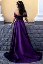 Lila langes, schulterfreies A-Linien-Abendkleid mit Schlitz vorne