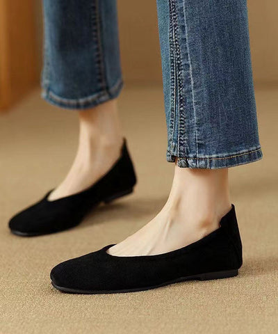 Mocasines planos sencillos y cómodos de ante naranja 