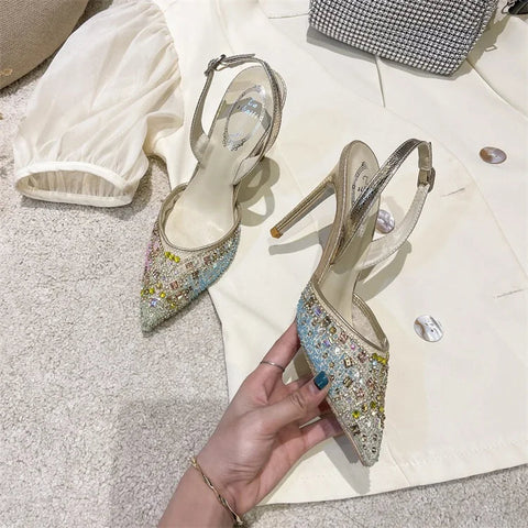 Sommer Neue Kristall Hochzeit Schuhe High Heels Dünne Fersen frauen Design Sinn Temperament und Wasser Diamant 