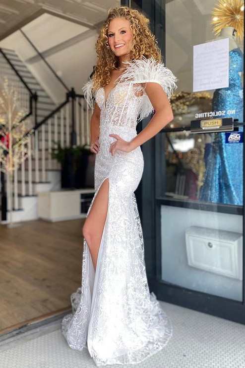 Meerjungfrauen-Feder-Spitzen-Abendkleid mit schulterfreiem Ausschnitt