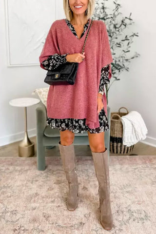 Locker sitzender Poncho-Pullover mit V-Ausschnitt