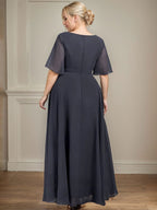 A-Linien-Chiffonkleid mit V-Ausschnitt, Knöchellänge, plissierten Pailletten und Perlenstickerei für die Mutter der Braut