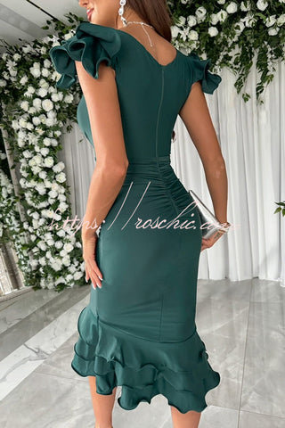 Vestido midi formal fruncido con detalle de volantes escalonados Gala Ready 