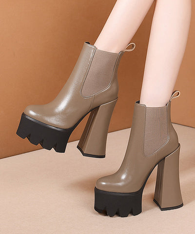Nuevas botas de tacón alto con plataforma y empalme en color caqui 