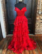 A-Linien-Abendkleid mit schulterfreiem Korsett und Spitzenrüschen