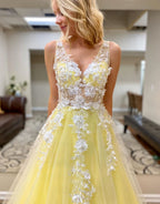 Vestido de noche de fiesta largo hasta el suelo con corte A y apliques