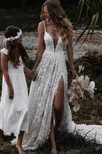 A-Linien-Träger Spitzen Strand Hochzeitskleid Boho Brautkleid Mit Schlitz