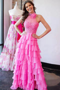 Langes rosa Ballkleid mit A-Linien-Ausschnitt, Neckholder und Perlenstickerei