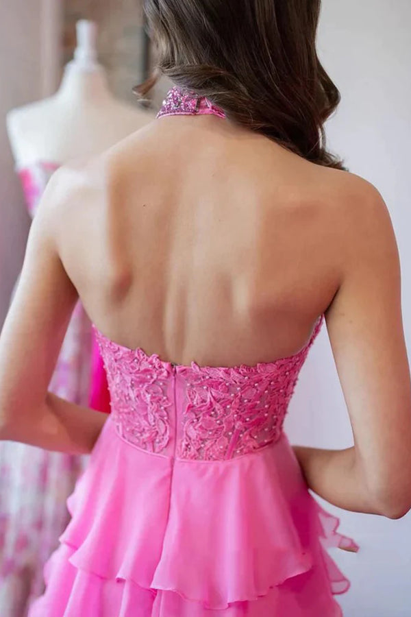 Langes rosa Ballkleid mit A-Linien-Ausschnitt, Neckholder und Perlenstickerei