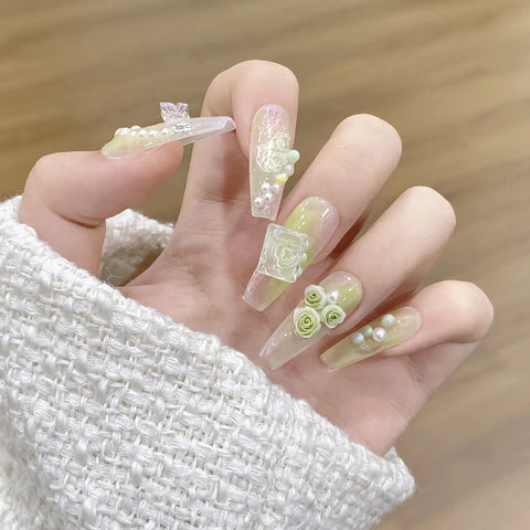 Factory Direct Sales Long Trapezoidal Gradient Green Long Ballet Glitter Luxury Wear Nail Stickers  Hand-painted False Nails