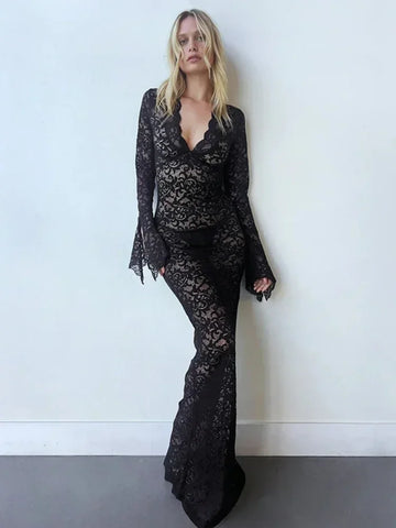 Vestido vacacional de encaje con escote en V profundo y mangas acampanadas